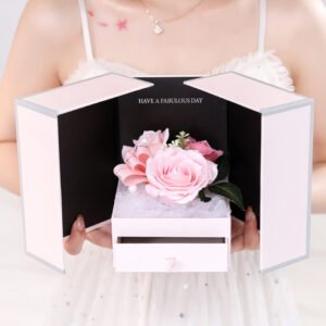 Valentine's Day Creative Roses Jewelry Gift Box
